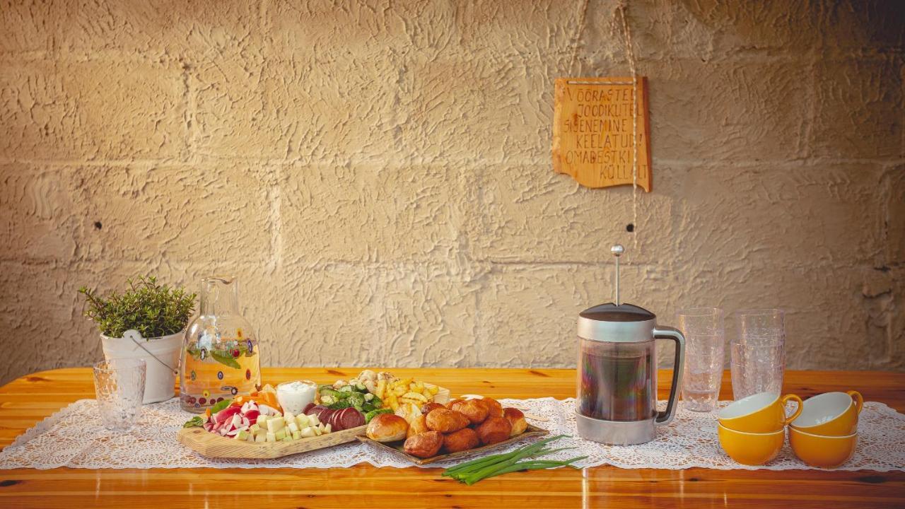 Kargaja Kuke Saun & Kaemping Hotel Padakorve Luaran gambar